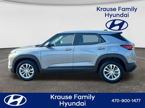Used 2024 Chevrolet TrailBlazer LS w/ LS Confidence Package FWD image 4