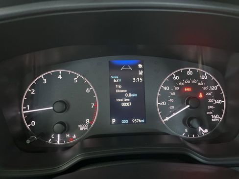 Used 2025 Toyota Corolla LE FWD image 8