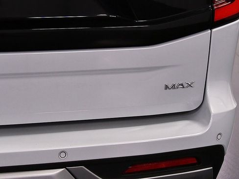 Used 2025 Ford Expedition Max Platinum image 12