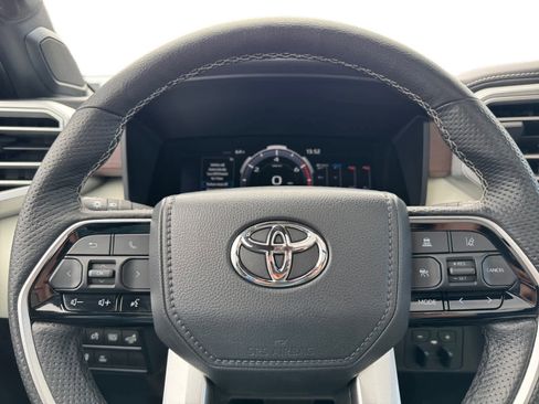 Used 2023 Toyota Sequoia Capstone AWD/4WD image 20