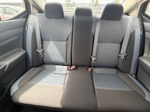 Used 2025 Nissan Versa SV image 36