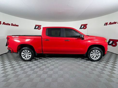 Used 2020 Chevrolet Silverado 1500 Custom w/ Custom Value Package AWD/4WD image 8