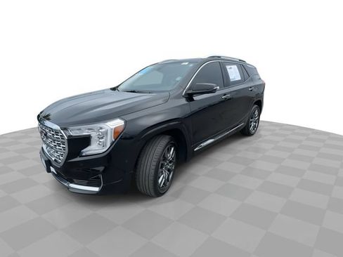 Certified 2024 GMC Terrain Denali w/ Black Diamond Edition AWD/4WD image 4