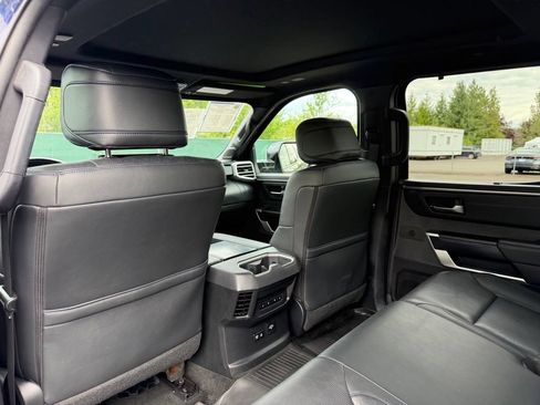 Used 2023 Toyota Tundra Platinum AWD/4WD image 35