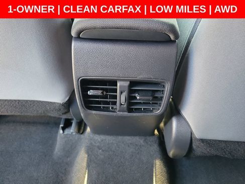 Used 2025 Toyota Corolla Cross AWD Hybrid image 14