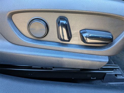 Used 2022 Lexus ES 350 w/ Premium Package image 38