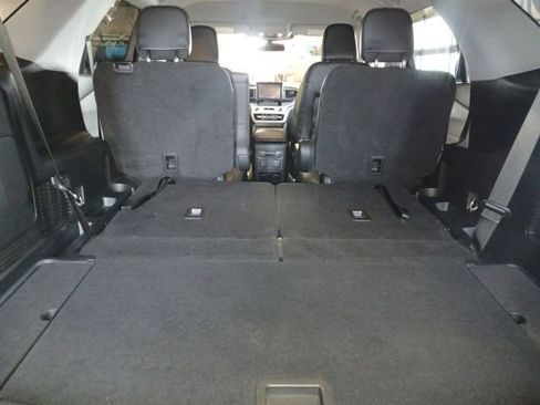 Used 2023 Ford Explorer XLT w/ Equipment Group 202A image 41