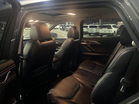 Used 2019 MAZDA CX-9 Touring w/ Touring Premium Package image 7