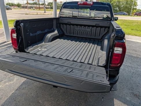 New 2026 GMC Canyon AT4 AWD/4WD image 49
