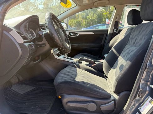 Used 2013 Nissan Sentra SV image 9