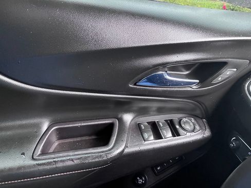 Used 2021 Chevrolet Equinox Premier w/ Redline Edition FWD image 11