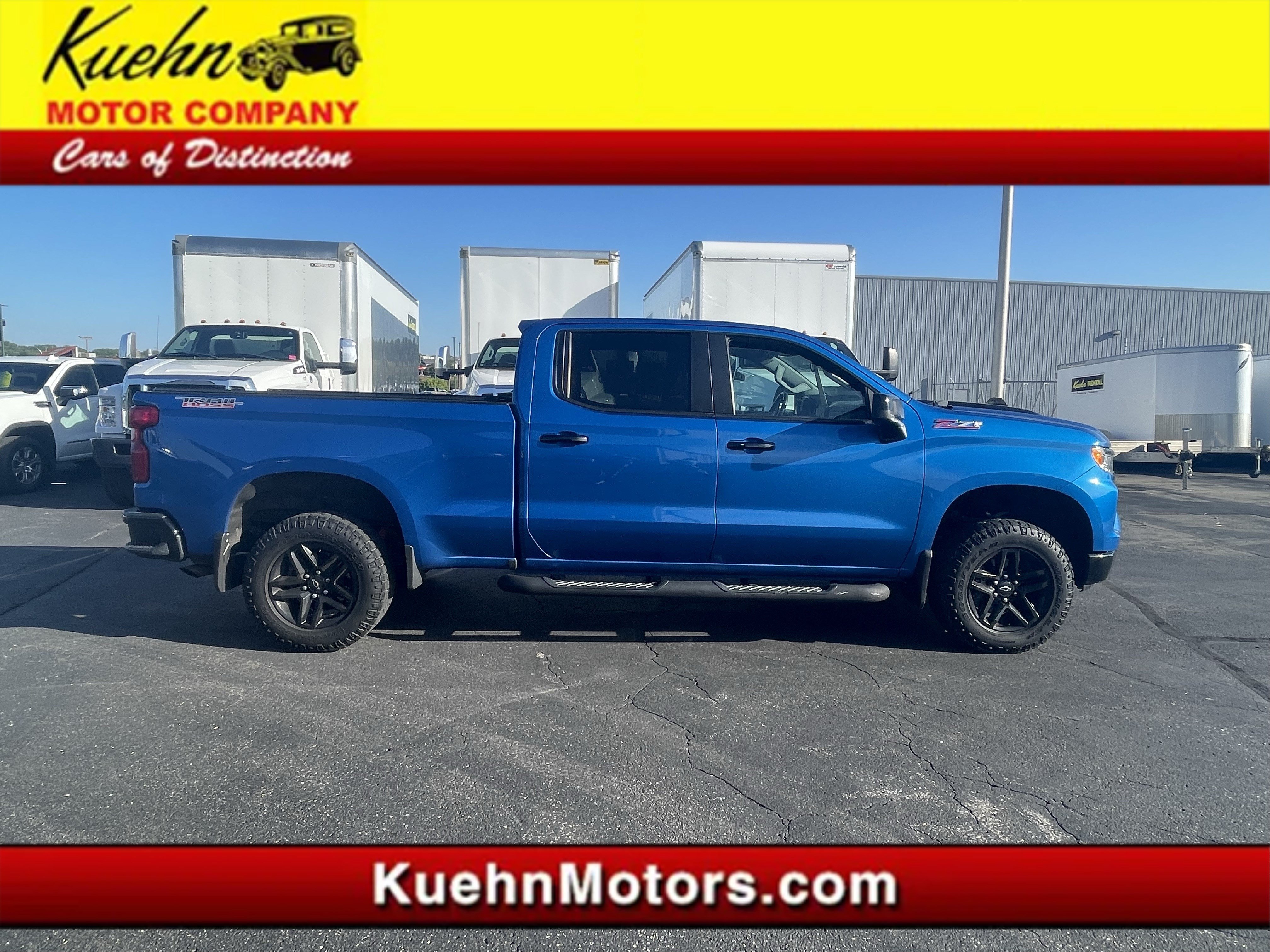Used 2023 Chevrolet Silverado 1500 LT Trail Boss w/ Protection Package AWD/4WD image 1