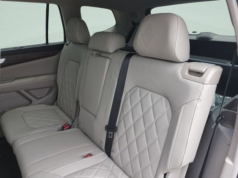 New 2026 Volkswagen Atlas SEL Premium R-Line image 30