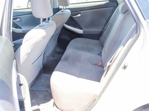 Used 2015 Toyota Prius Three w/ Preferred Accessory Package FWD image 24