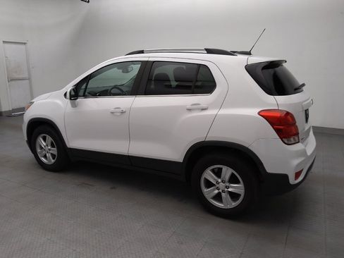 Used 2020 Chevrolet Trax LT FWD image 3