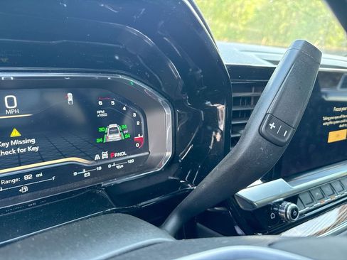 Used 2023 GMC Sierra 1500 Elevation w/ X31 Off-Road Package image 23