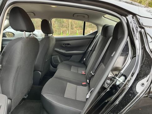 Used 2025 Nissan Sentra SV image 23