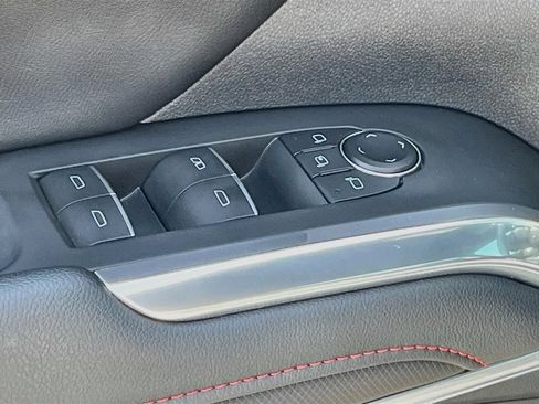 Used 2024 Chevrolet Traverse RS AWD/4WD image 18