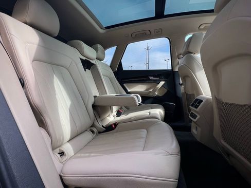 Used 2018 Audi Q5 2.0T Premium Plus w/ Premium Plus Package image 51