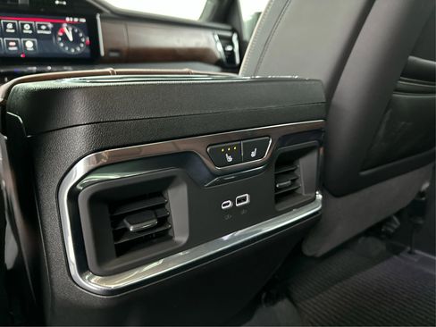 Used 2025 GMC Sierra 1500 Denali Ultimate image 33