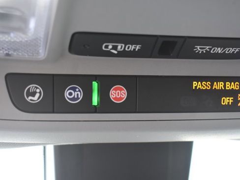 Used 2023 Chevrolet Equinox Premier w/ LPO, Floor Liner Package image 31