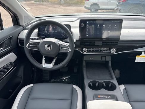 New 2026 Honda Prologue Touring image 9