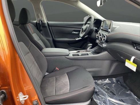 New 2025 Nissan Sentra SR w/ Lighting Package image 27
