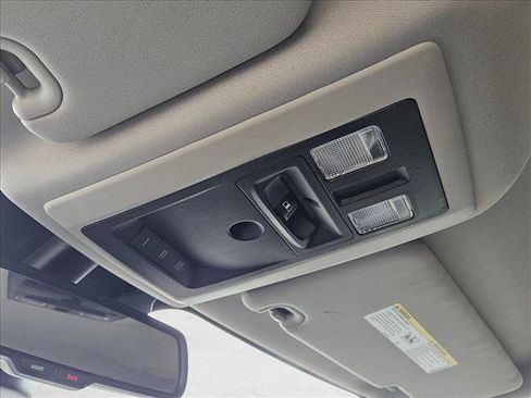 Used 2018 RAM 1500 Lone Star RWD image 12