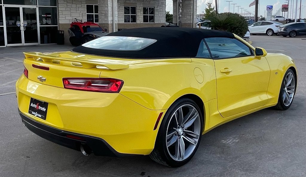 Used 2018 Chevrolet Camaro LT w/ RS Package RWD image 4