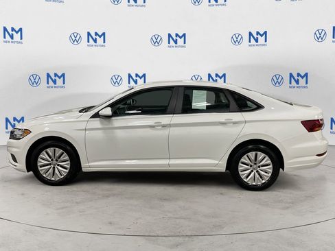 Used 2019 Volkswagen Jetta S image 2