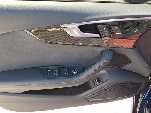 Used 2022 Audi S4 Prestige image 13