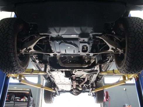 Used 2022 Ford Bronco Black Diamond AWD/4WD image 93
