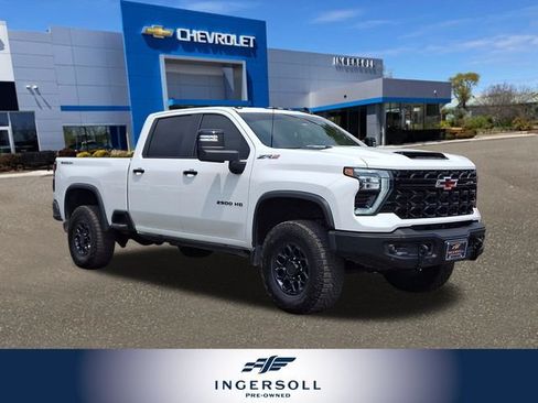Used 2025 Chevrolet Silverado 2500 ZR2 w/ ZR2 Bison Edition AWD/4WD image 1