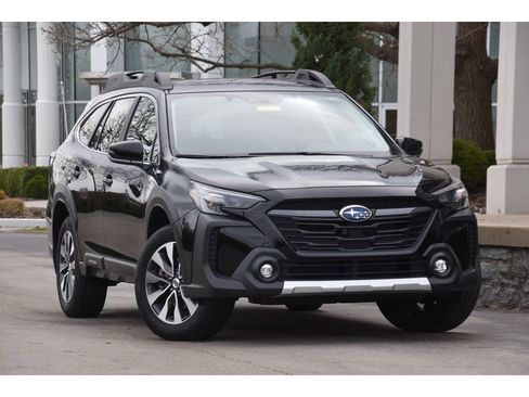 Used 2025 Subaru Outback Limited image 1