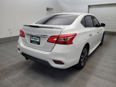 Used 2018 Nissan Sentra SR FWD image 9