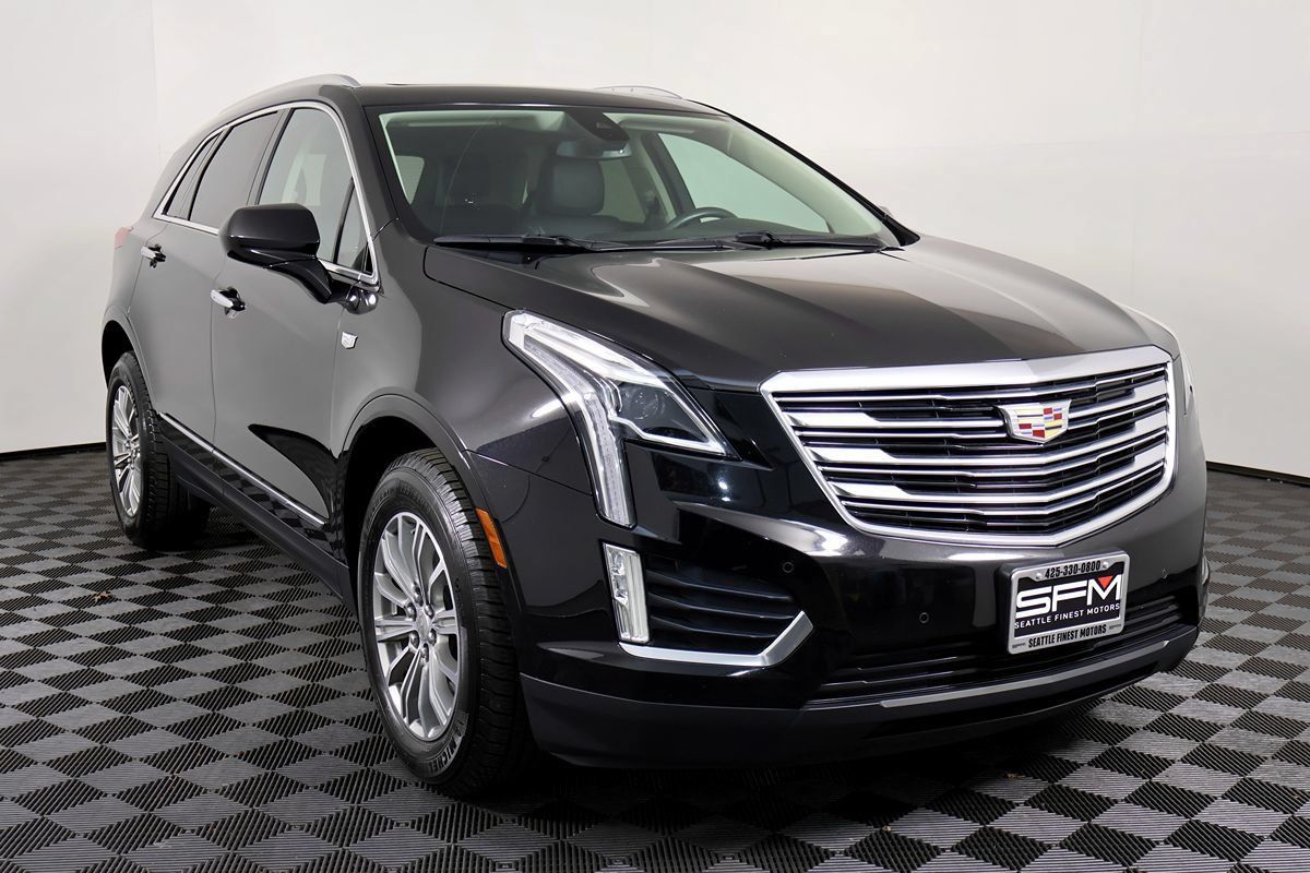Used 2017 Cadillac XT5 Luxury w/ Driver Awareness Package AWD/4WD image 5