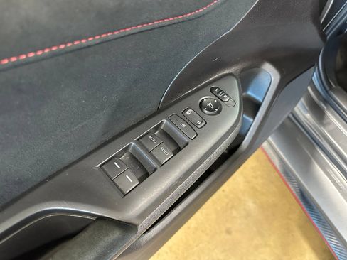 Used 2020 Honda Civic Type R image 12
