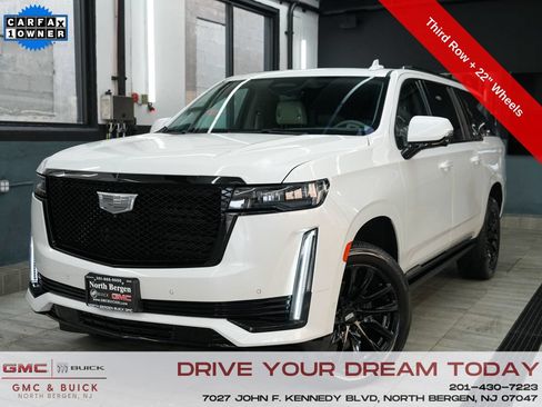 Used 2024 Cadillac Escalade ESV Sport Platinum w/ LPO, ONYX Package AWD/4WD image 1