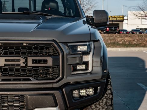 Used 2018 Ford F150 Raptor w/ Equipment Group 802A Luxury image 51