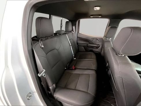 Used 2024 Chevrolet Colorado LT w/ LT Convenience Package RWD image 17