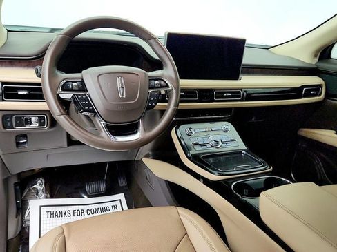 Used 2022 Lincoln Nautilus Reserve FWD image 13