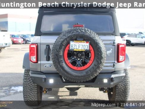 Used 2021 Ford Bronco 4-Door w/ Sasquatch Package image 4