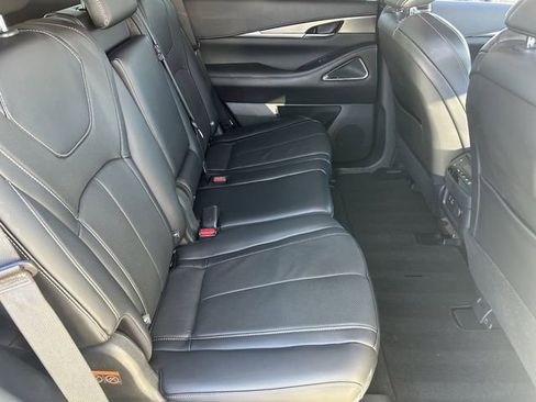 Certified 2023 INFINITI QX60 Luxe w/ Performance Audio Package image 14