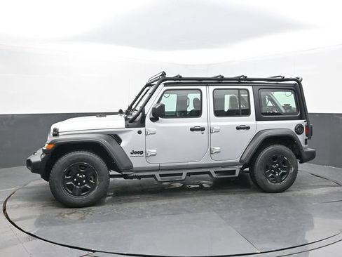 Used 2023 Jeep Wrangler Unlimited Sport AWD/4WD image 2