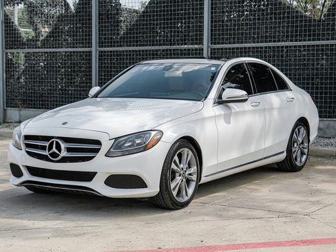 Used 2018 Mercedes-Benz C 300 Sedan w/ Multimedia Package image 7