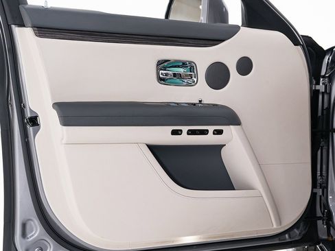 Certified 2022 Rolls-Royce Ghost w/ Ghost Package image 14