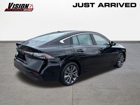 New 2026 Nissan Sentra SL w/ Floor Mat Package FWD image 5