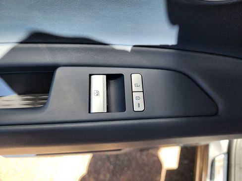 Used 2024 Genesis GV80 3.5T w/ Prestige Package image 88