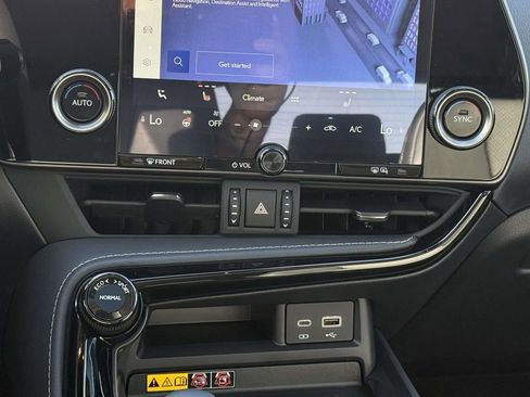 Used 2025 Lexus NX 350 AWD image 16