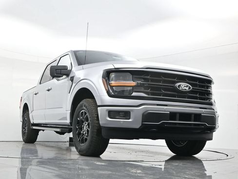 New 2026 Ford F150 XLT w/ Equipment Group 302A MID AWD/4WD image 40